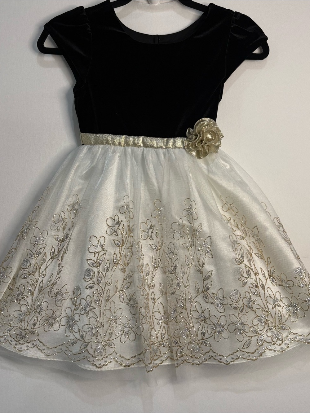 Jona Michelle Girls Black & Ivory Floral Holiday Dress with Gold Accents Size 7